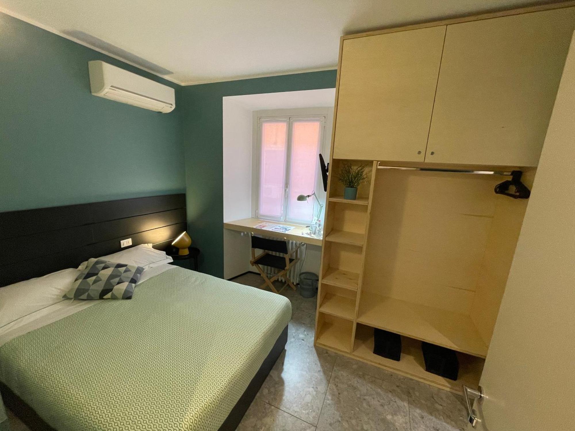 Torino48 Guesthouse Milan Bagian luar foto