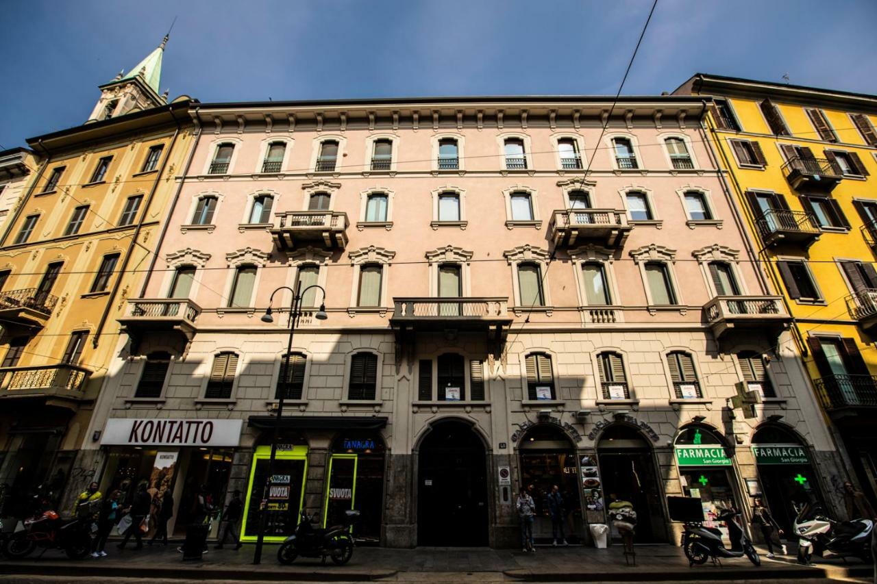 Torino48 Guesthouse Milan Bagian luar foto